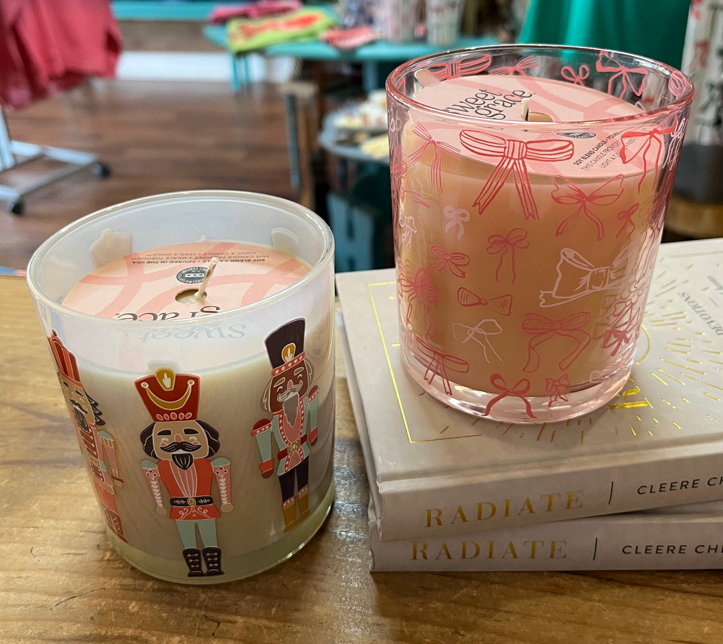 Sweet Grace Candle - Bows