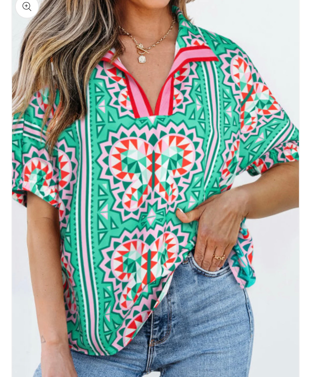 Geo Print Green&Pink VNeck Top