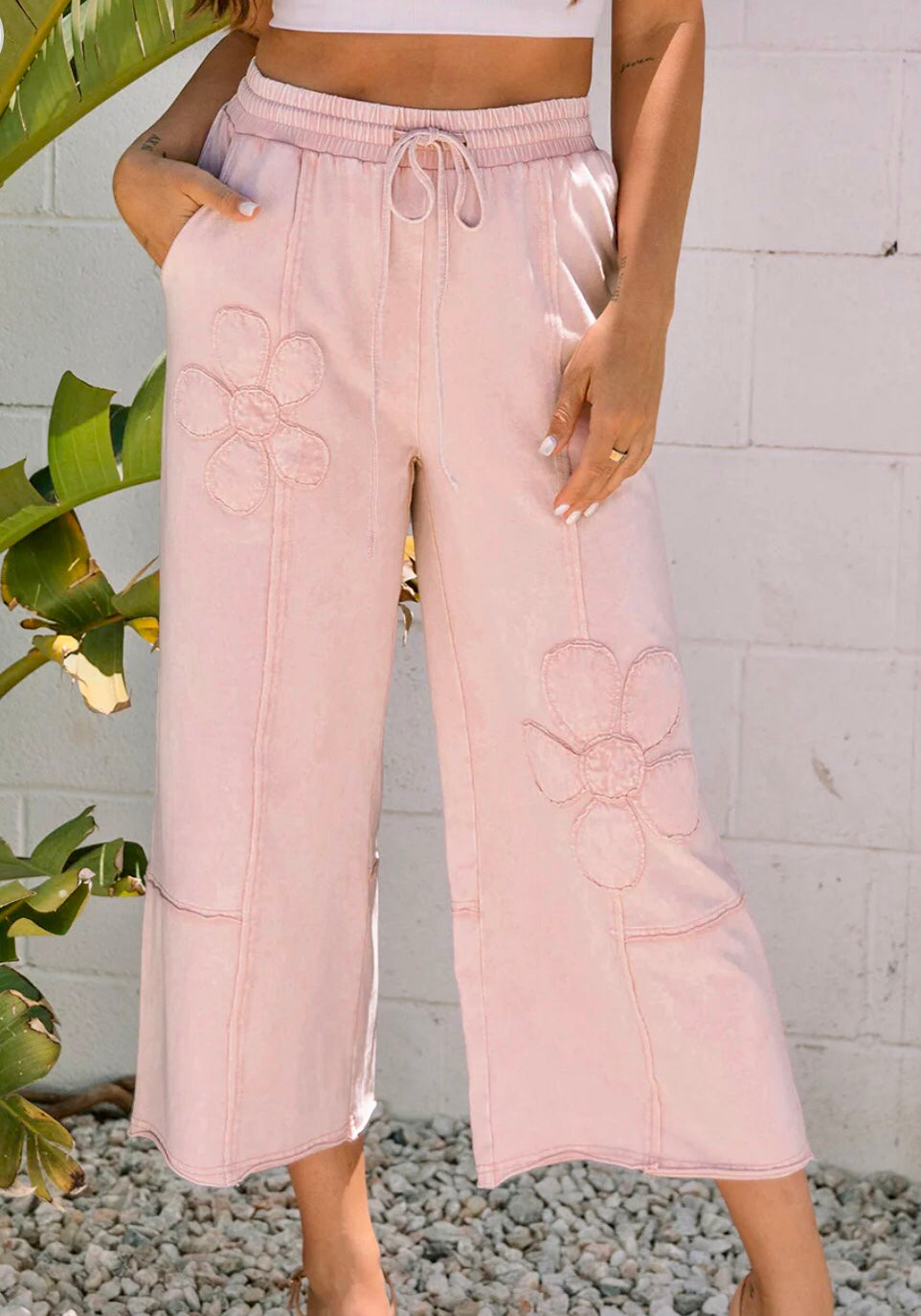 Flower Appliqué Palazzo Pants