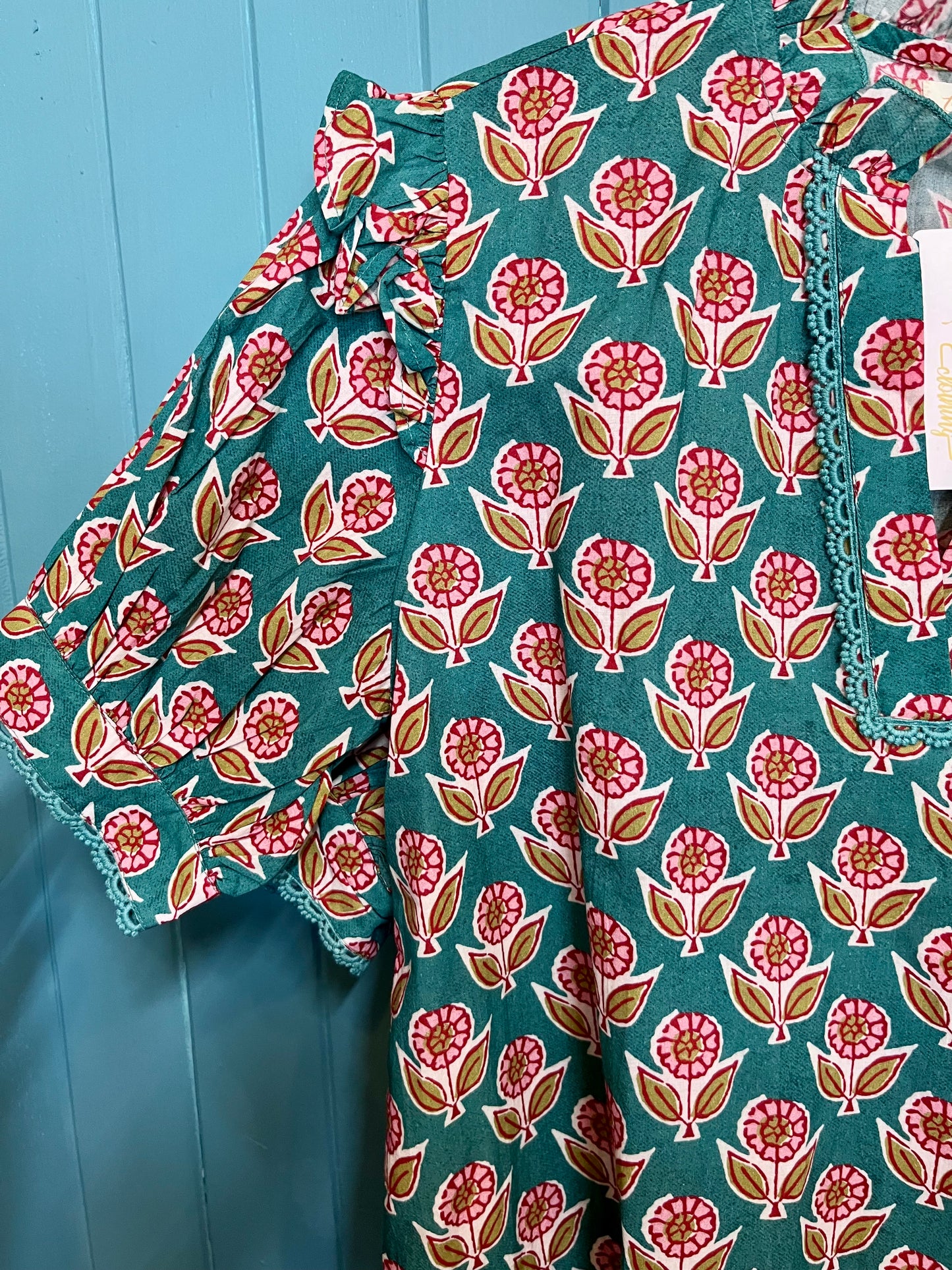 Flower Pot Green & Pink Top
