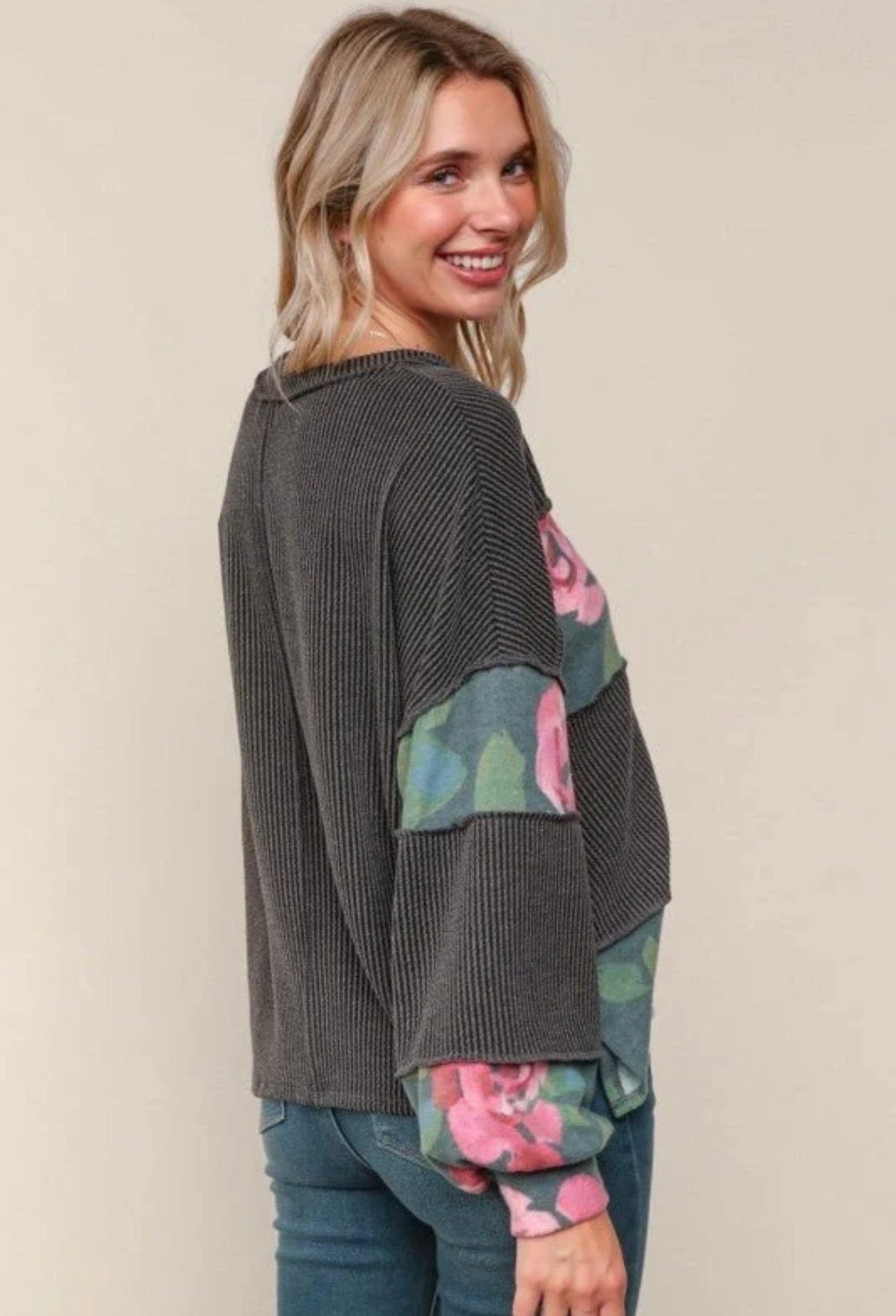 Ribbed Floral Pullover
