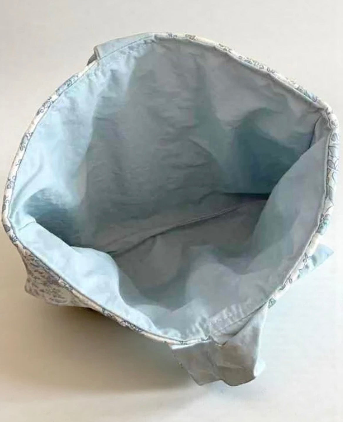 Floral Pattern Bible Cover/Bag